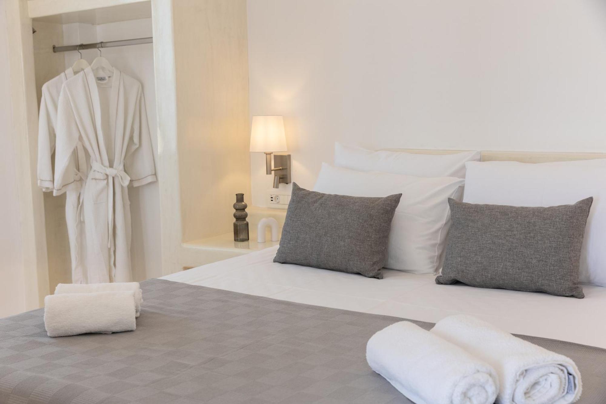 Foinikiá Theophrasti Suites מראה חיצוני תמונה